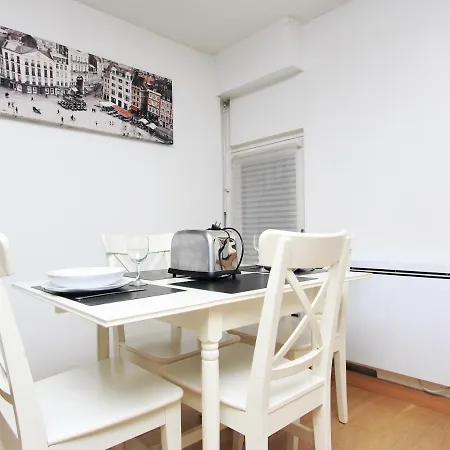 Apartman Escalille Le Voltaire
