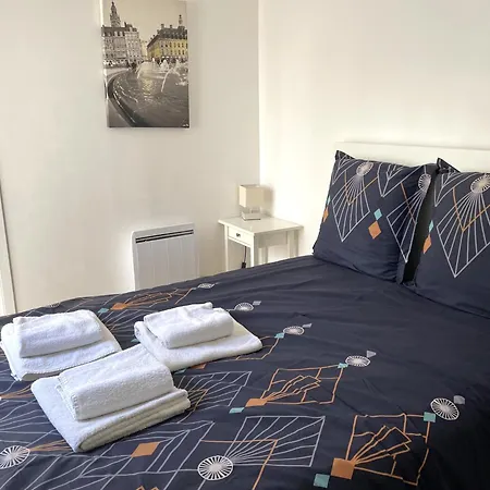 Escalille Le Voltaire リール