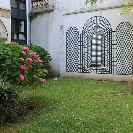 アパート Escalille Le Voltaire