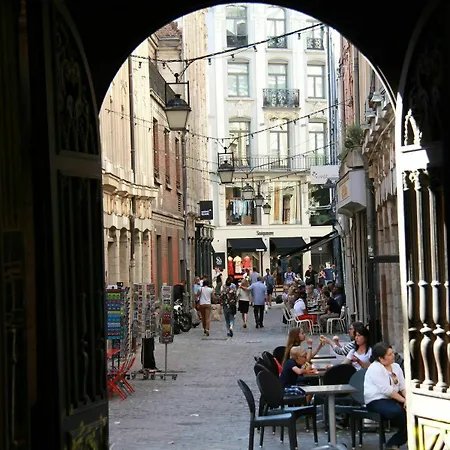 Escalille Le Voltaire * Lille
